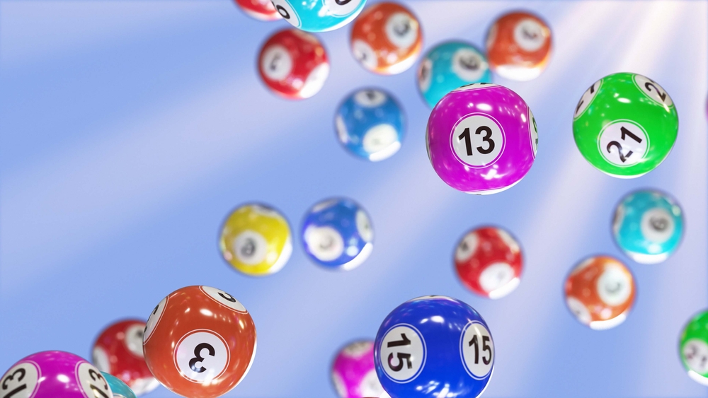 Millionenschweres Glück: Wie haben diese Gewinner die höchsten Lotto-Jackpots geknackt?